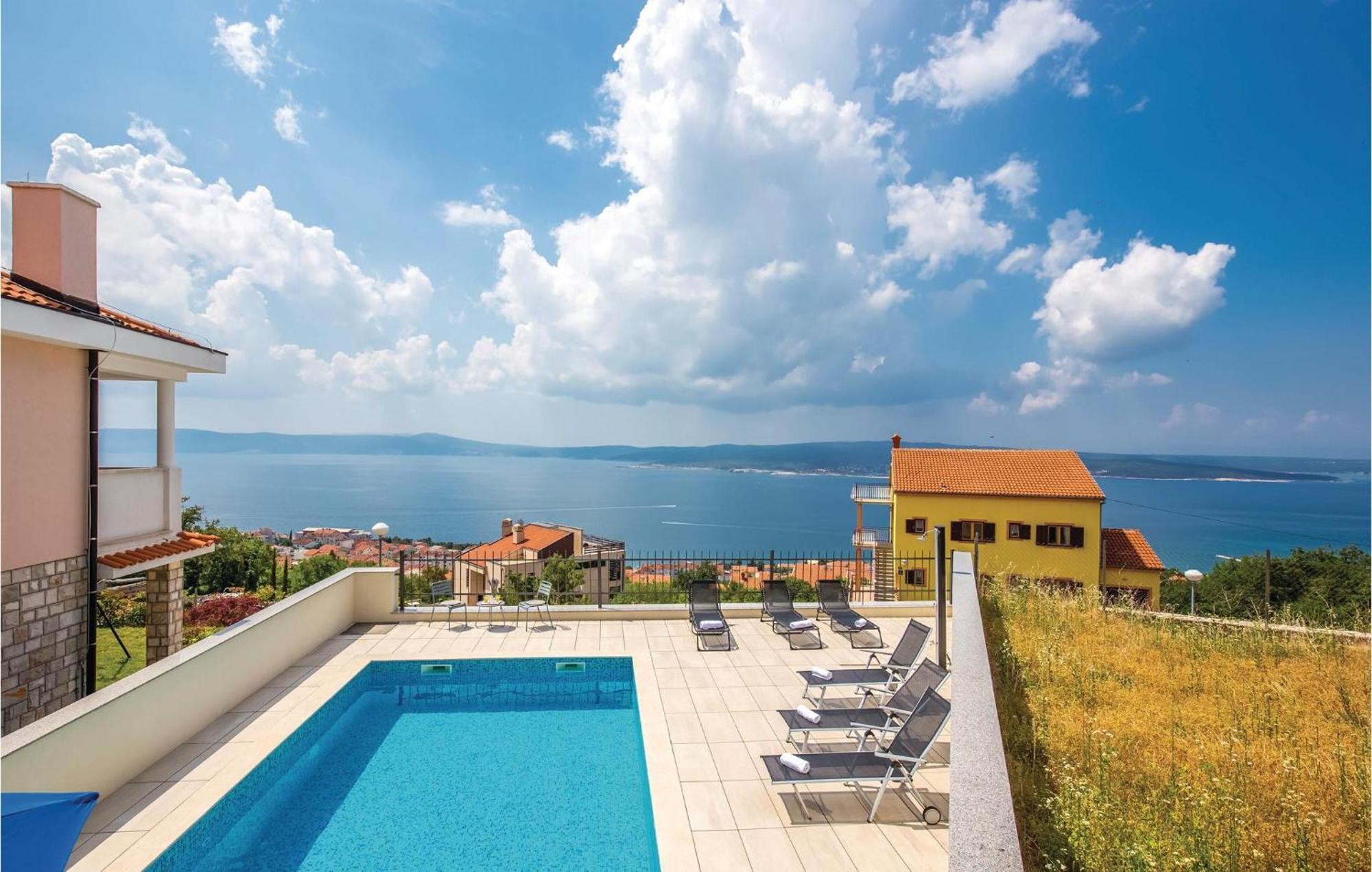 Cozy Apartment In Crikvenica With House Sea View Экстерьер фото