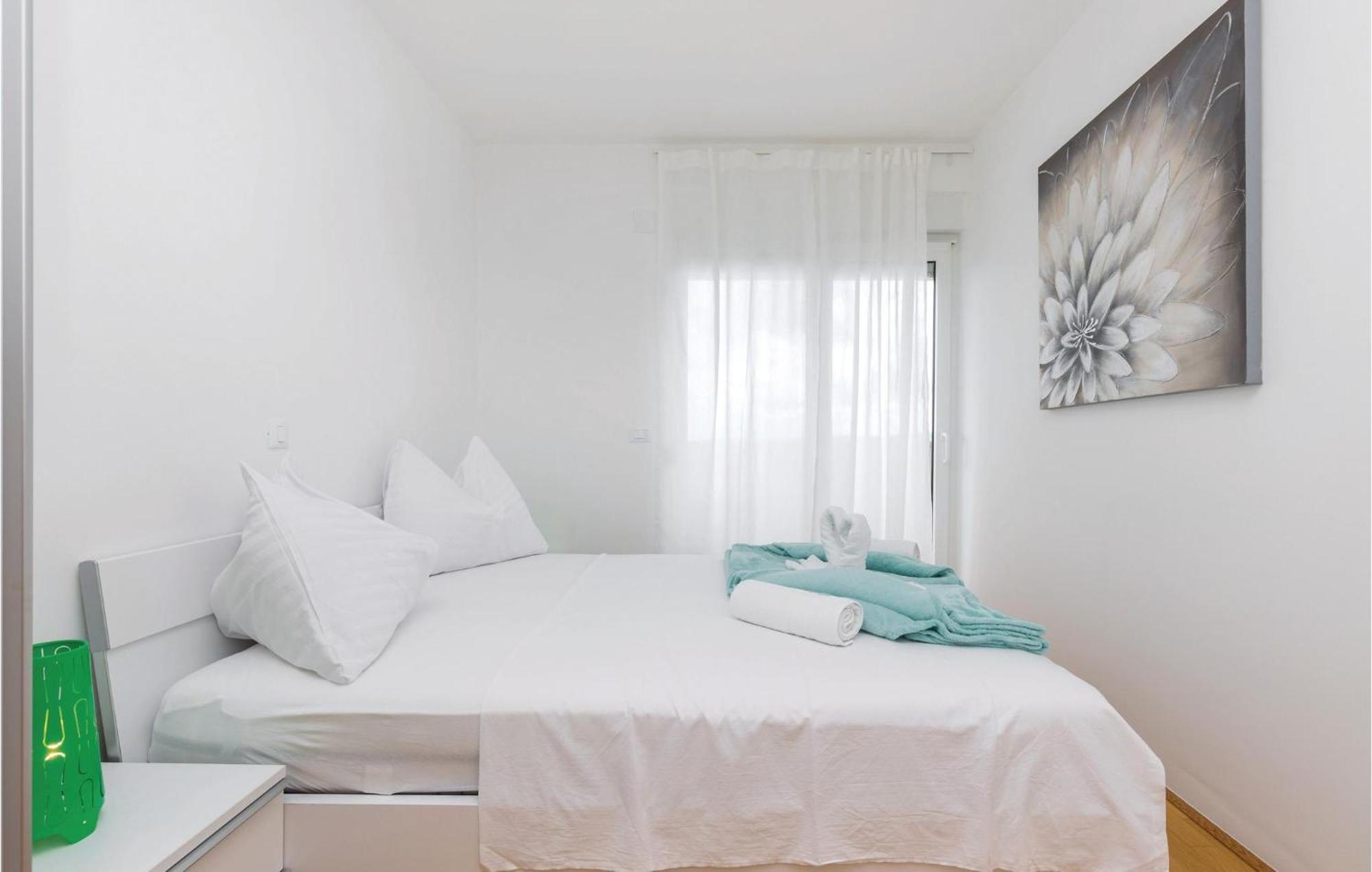 Cozy Apartment In Crikvenica With House Sea View Экстерьер фото